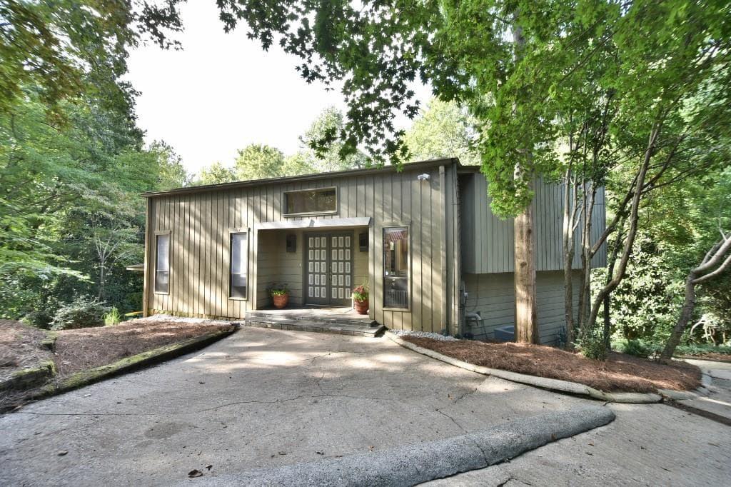 350 Tigris Way, Alpharetta, GA 30022 — most recent listing photo