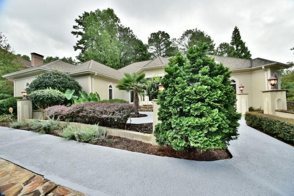 6920 Oak Brook Way, Cumming, GA 30040 — most recent listing photo