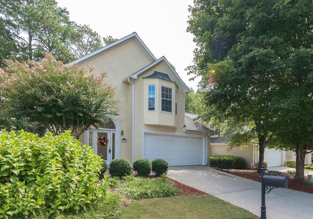 200 Sweetwater Trace, Roswell, GA 30076 — most recent listing photo