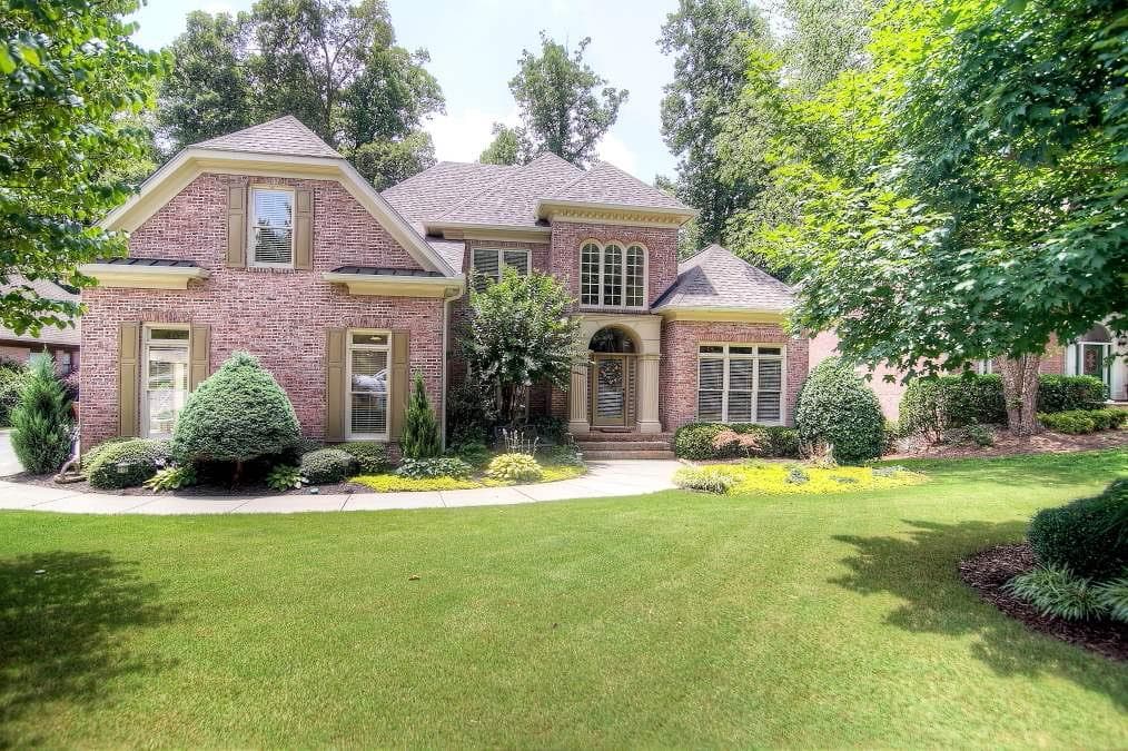 545 W Magnolia Circle, Johns Creek, GA 30005 — most recent listing photo