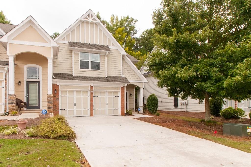 3 bedroom, 1,690 sq ft townhouse sold at 210 Parc View Lane 210, Woodstock, GA 30188