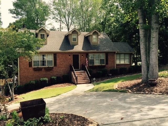 2557 N Arbor Trail, Marietta, GA 30066 — most recent listing photo
