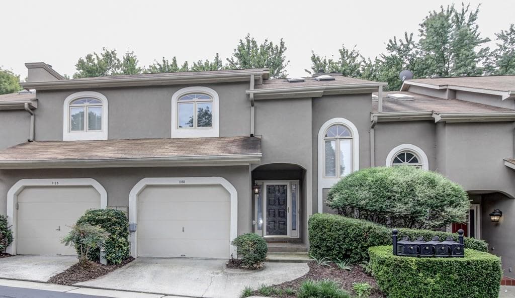 2 bedroom, 1,618 sq ft townhouse sold at 1180 Brookhaven Woods Court 1180, Brookhaven, GA 30319
