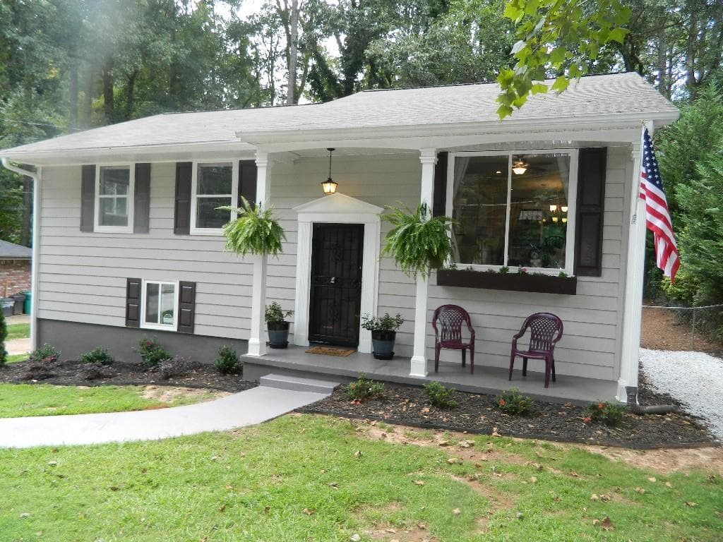 2923 Battle Forrest Drive, Decatur, GA 30034 — most recent listing photo