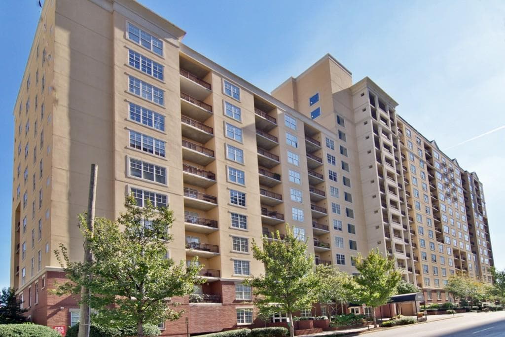 2 bedroom, 1,161 sq ft condominium sold at 1101 Juniper Street 615, Atlanta, GA 30309