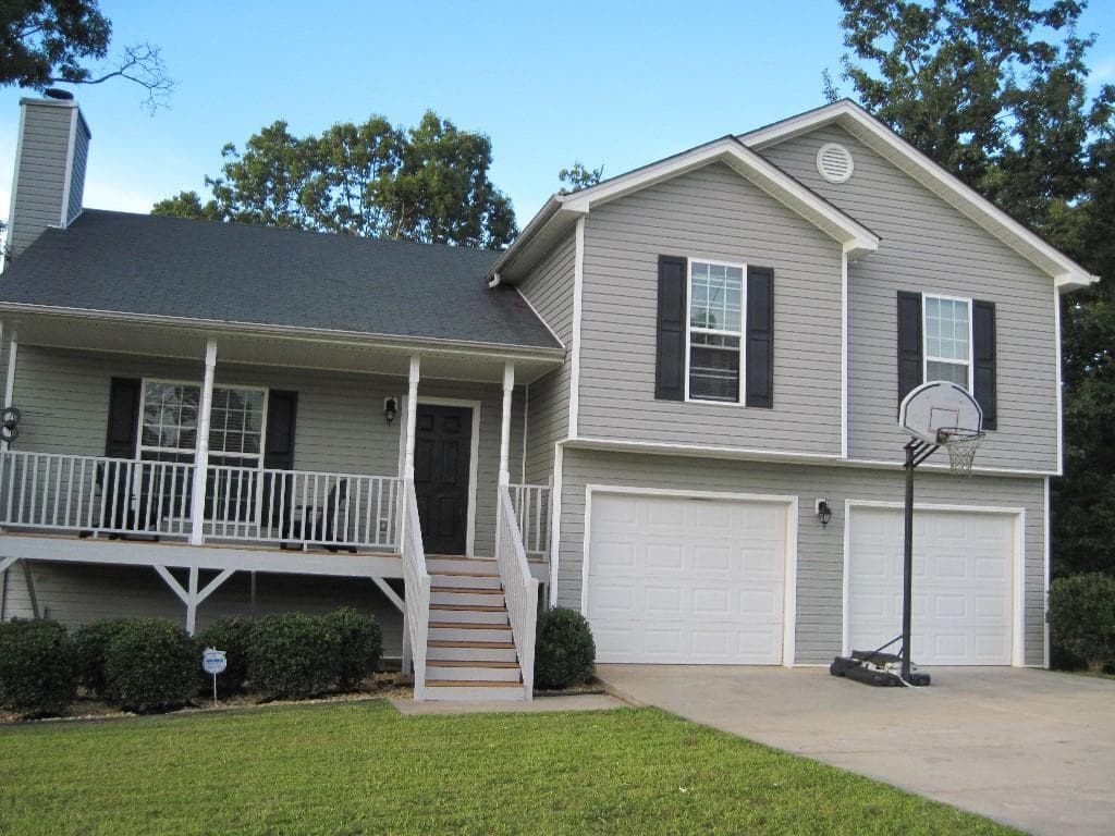 5370 Crown Oaks Drive, Lula, GA 30554 — most recent listing photo