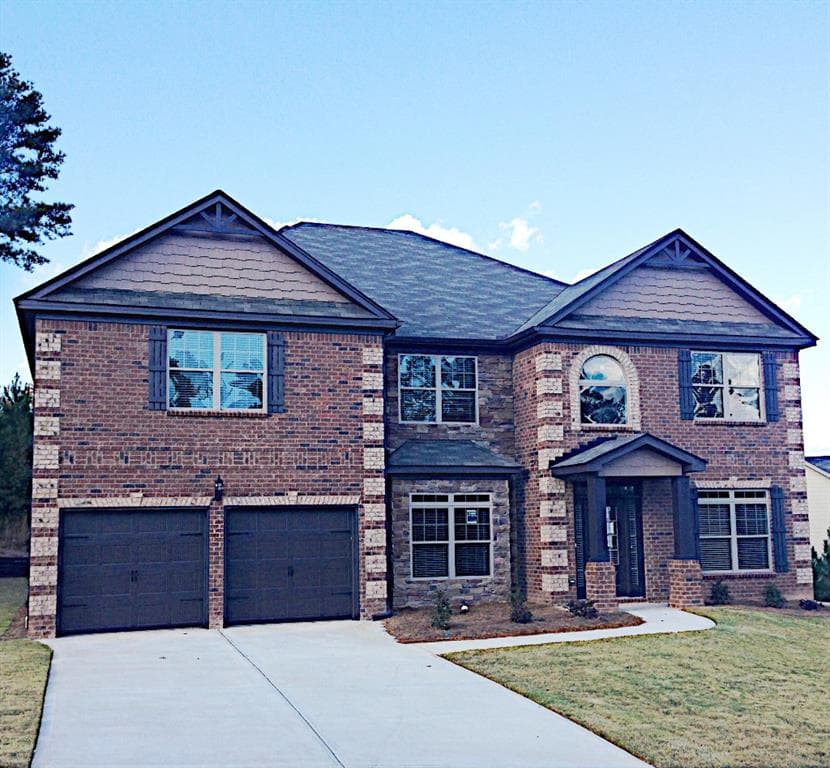 5 bedroom single family residence sold at 8055 Stillmist Drive, Fairburn, GA 30213