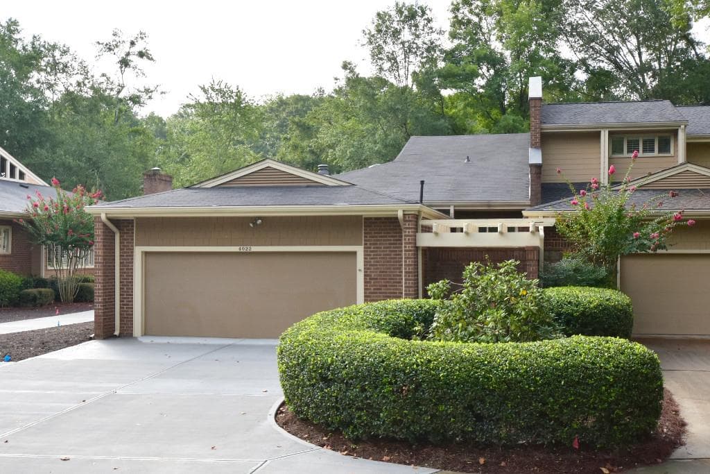 4022 Columns Drive, Marietta, GA 30067 — most recent listing photo