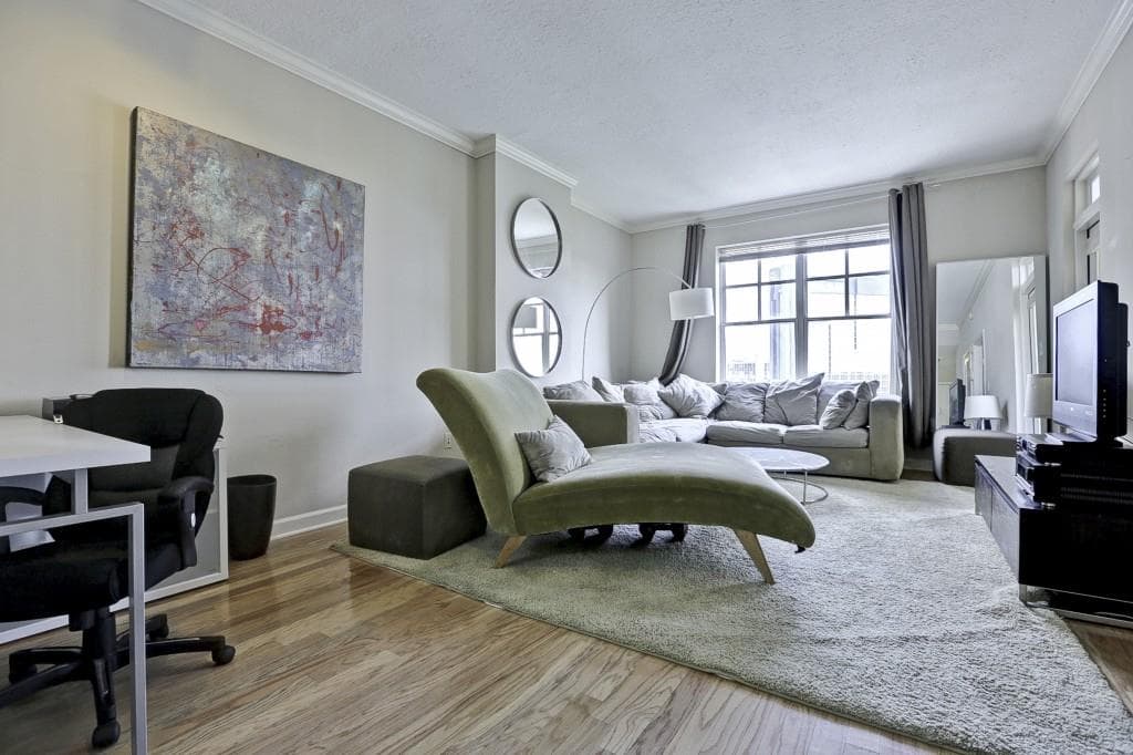 1 bedroom, 723 sq ft condominium sold at 1101 Juniper Street 1208, Atlanta, GA 30309