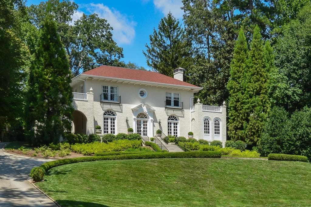 6 bedroom, 6,595 sq ft single family residence sold at 1 W Muscogee Avenue, Atlanta, GA 30305