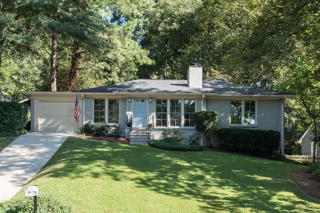 3 bedroom single family residence sold at 304 Eureka Drive, Atlanta, GA 30305