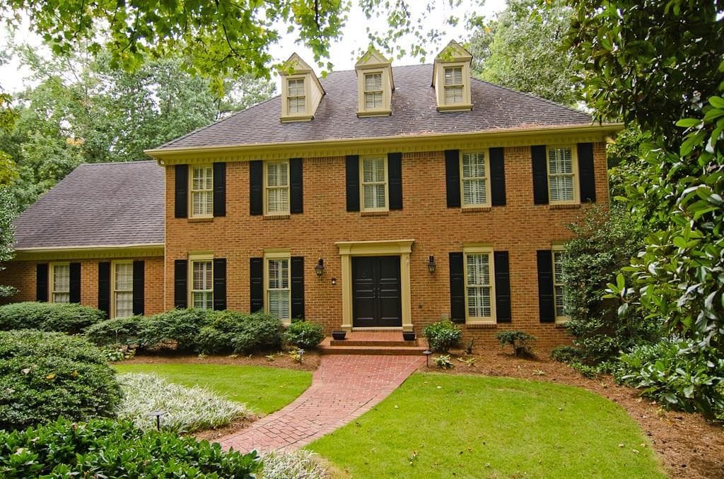 4 bedroom, 3,787 sq ft single family residence sold at 70 Old Powers Place, Atlanta, GA 30327