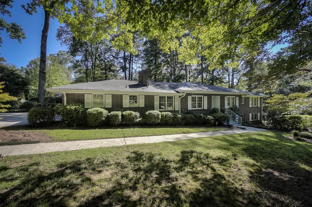 4 bedroom, 2,557 sq ft single family residence sold at 3257 Briarcliff Road, Atlanta, GA 30345