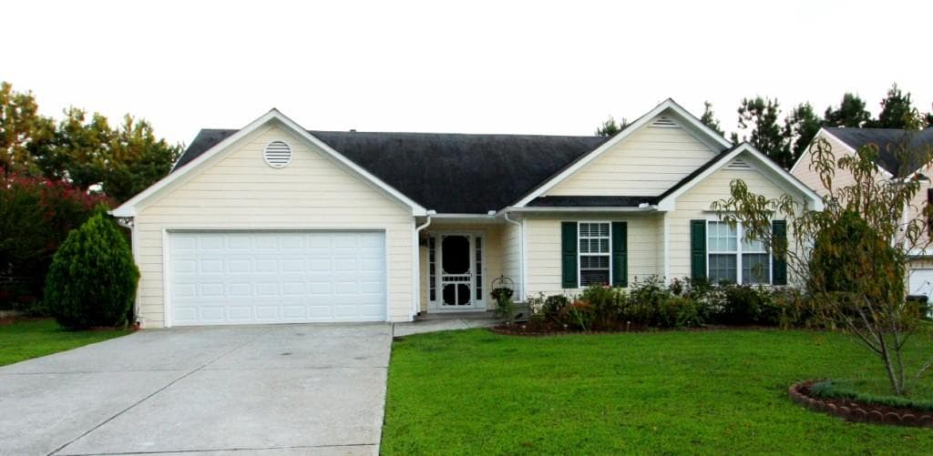 390 Lynn Katie Court, Lawrenceville, GA 30045 — most recent listing photo