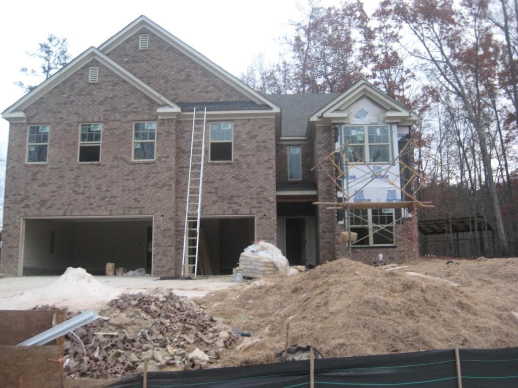 5 bedroom single family residence sold at 2015 Chapel Estates Lane, Dacula, GA 30019