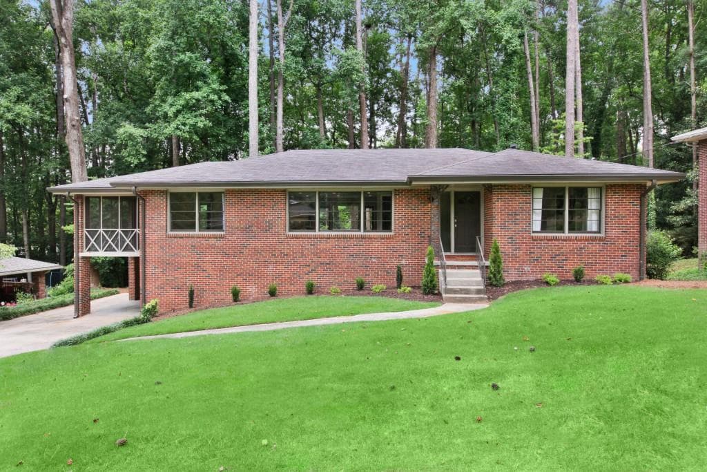 4 bedroom, 2,591 sq ft single family residence sold at 1659 Alderbrook Road, Atlanta, GA 30345