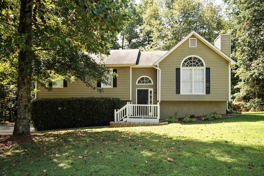 167 Robin Hood Drive, Douglasville, GA 30134 — most recent listing photo