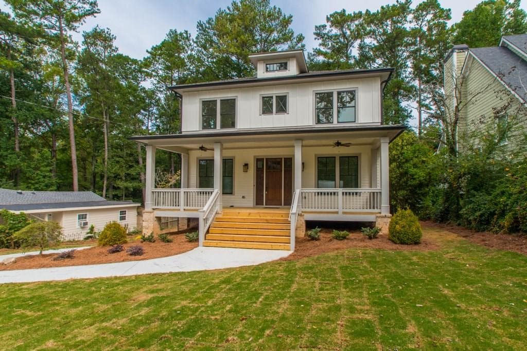 5 bedroom, 3,003 sq ft single family residence sold at 3126 Skyland Drive, Chamblee, GA 30341