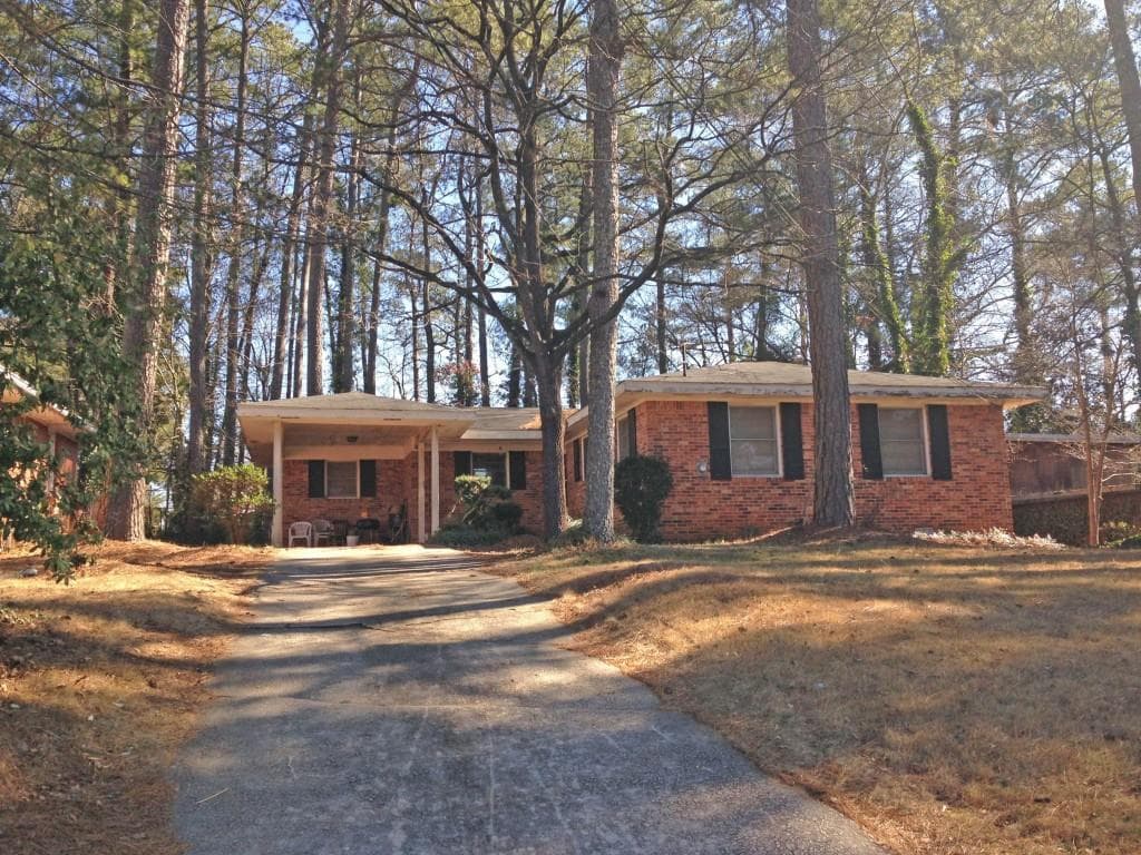 3 bedroom single family residence sold at 1650 Capistrana Place, Decatur, GA 30032