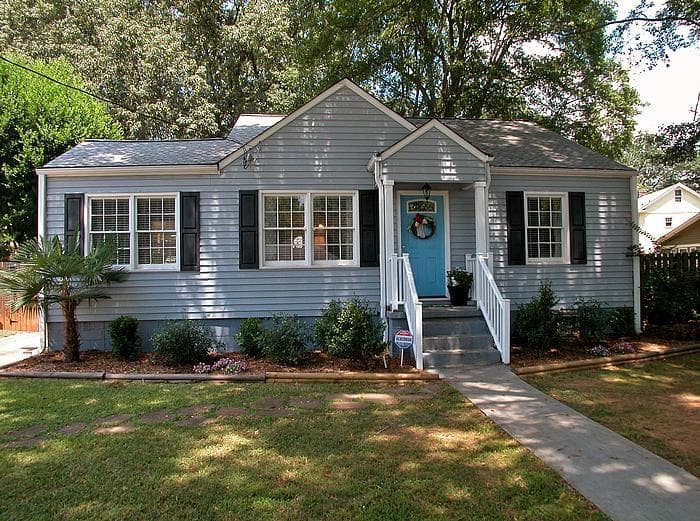 3 bedroom, 1,222 sq ft single family residence sold at 2886 Alexa Avenue, Atlanta, GA 30317