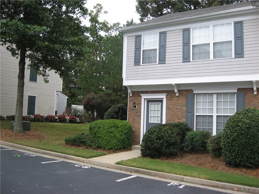 10900 Wittenridge Drive F 1, Alpharetta, GA 30022 — most recent listing photo