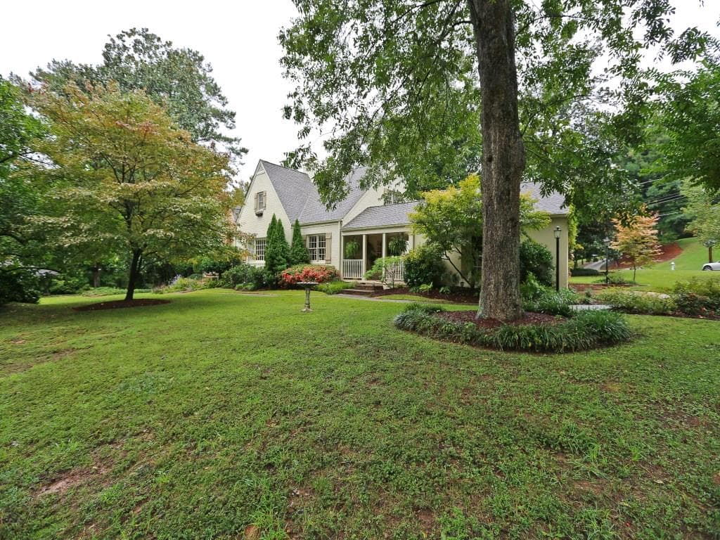 4840 Kendall Court, Sandy Springs, GA 30342 — most recent listing photo