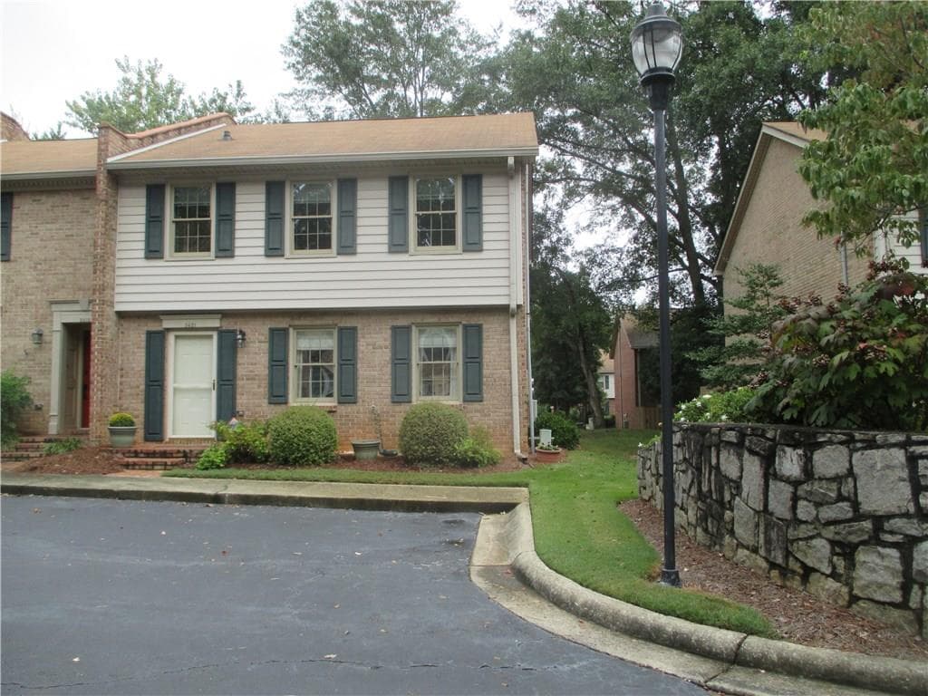 3 bedroom, 1,600 sq ft condominium sold at 3421 Ashwood Lane 3421, Atlanta, GA 30341