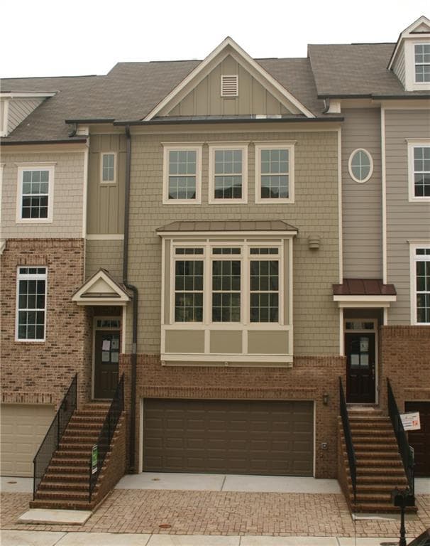 3 bedroom, 2,450 sq ft townhouse sold at 2087 Callaway Court 159, Atlanta, GA 30318