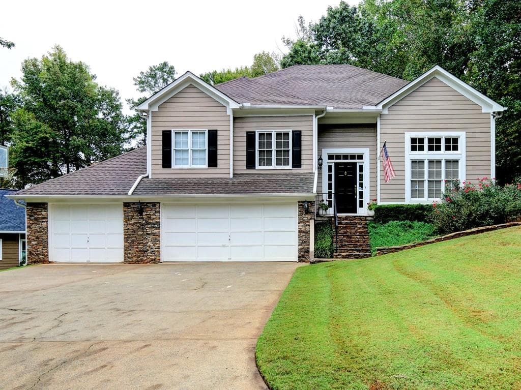 1010 Olde Canter Court, Marietta, GA 30064 — most recent listing photo