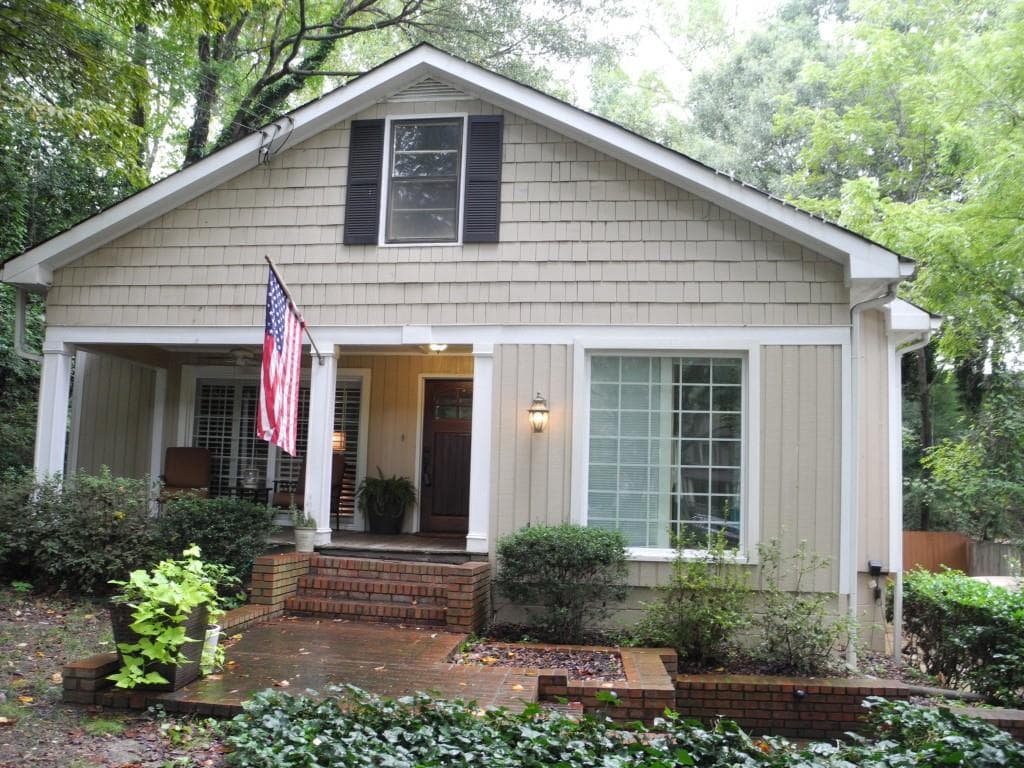 3 bedroom, 2,400 sq ft single family residence sold at 1029 Seaboard Avenue, Atlanta, GA 30318