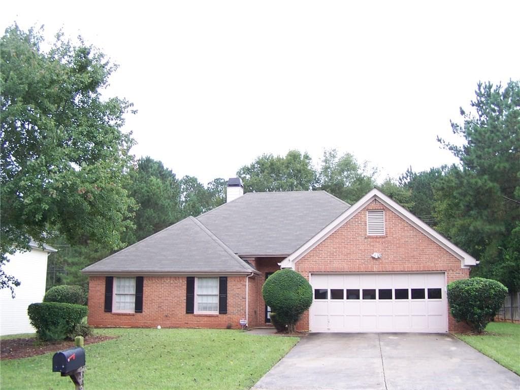 3 bedroom single family residence sold at 64 Championship Court, Fayetteville, GA 30215