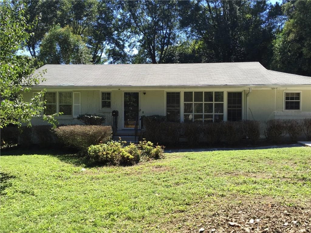 3 bedroom, 1,753 sq ft single family residence sold at 355 Lindbergh Drive, Atlanta, GA 30305