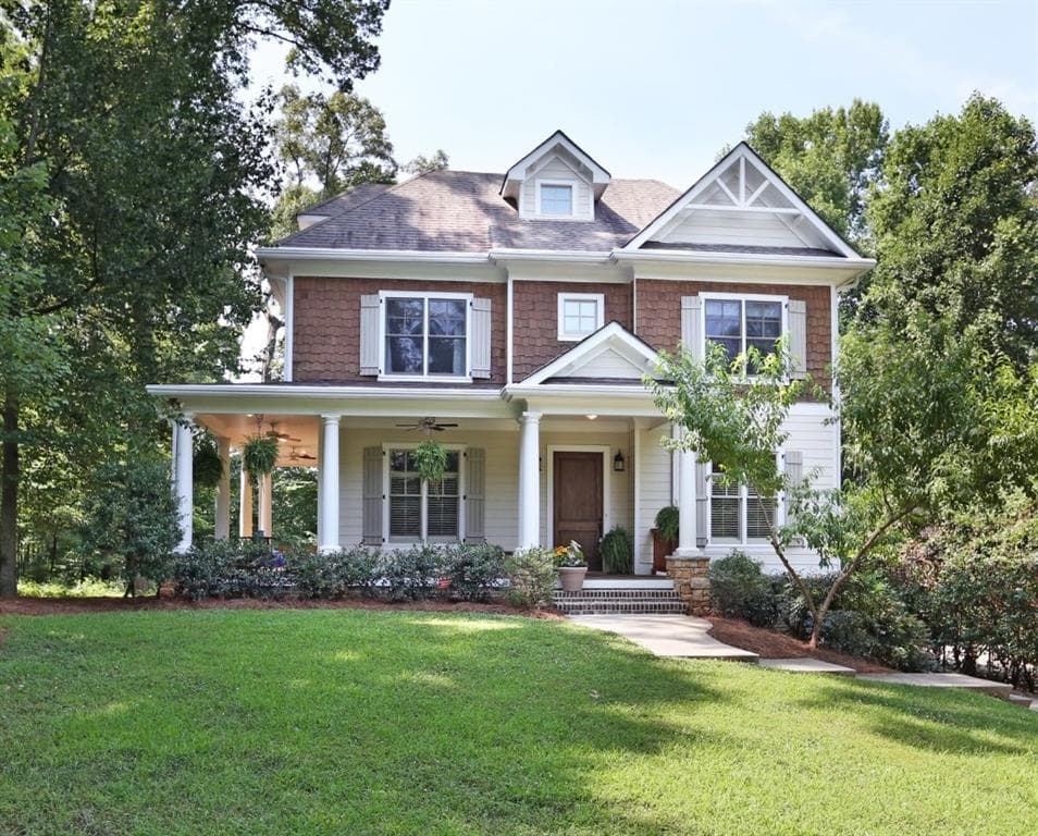 5 bedroom, 4,200 sq ft single family residence sold at 1847 Butlers Lane, Decatur, GA 30033
