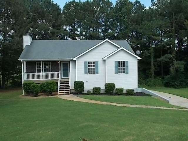 4 bedroom single family residence sold at 1408 Erica's Pointe Drive, Winder, GA 30680