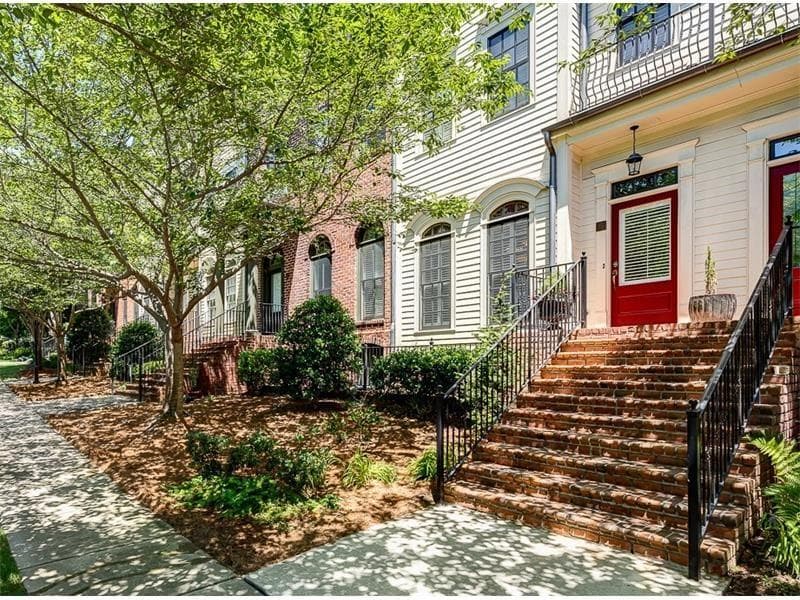 4 bedroom, 3,080 sq ft townhouse sold at 3127 Lenox Road 15, Atlanta, GA 30324