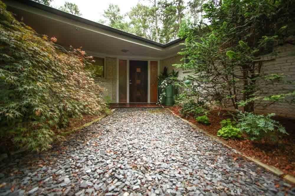 3 bedroom, 1,851 sq ft single family residence sold at 2913 Payton Road, Atlanta, GA 30345