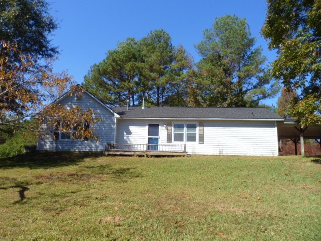 3 bedroom, 1,679 sq ft single family residence sold at 105 Sanders Cemetery Road, Cedartown, GA 30125