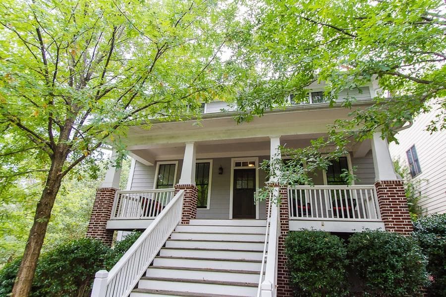 3 bedroom single family residence sold at 1605 Windsor Walk, Avondale Estates, GA 30002