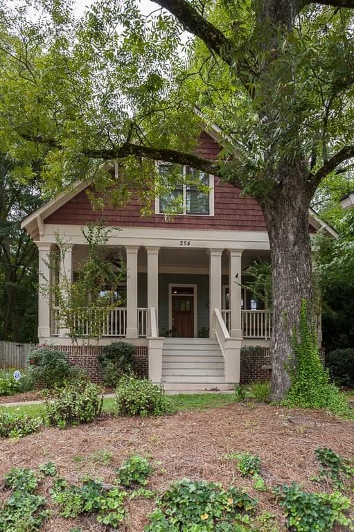 6 bedroom, 2,900 sq ft single family residence sold at 254 Norwood Avenue, Atlanta, GA 30307