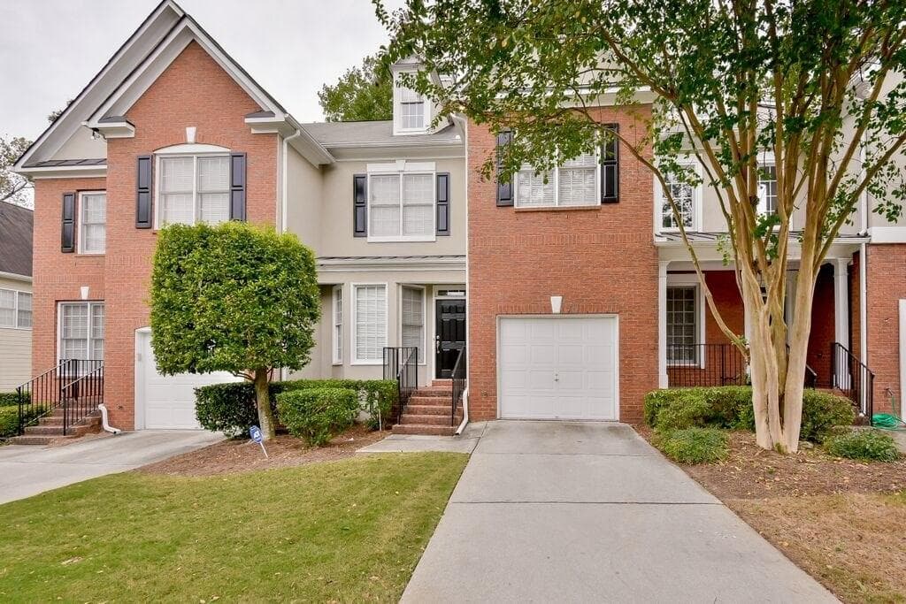 3 bedroom, 2,964 sq ft townhouse sold at 4962 Warmstone Way 4962, Atlanta, GA 30339
