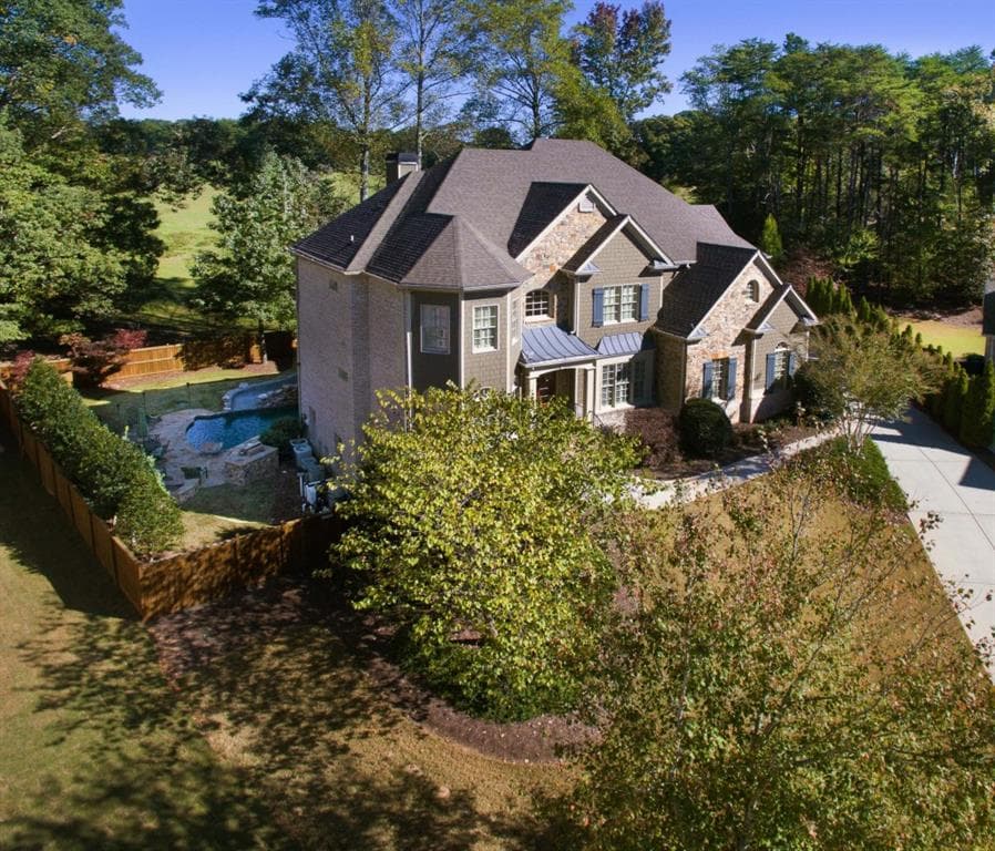 6 bedroom, 6,425 sq ft single family residence sold at 4412 Chapel Grove Lane, Marietta, GA 30062