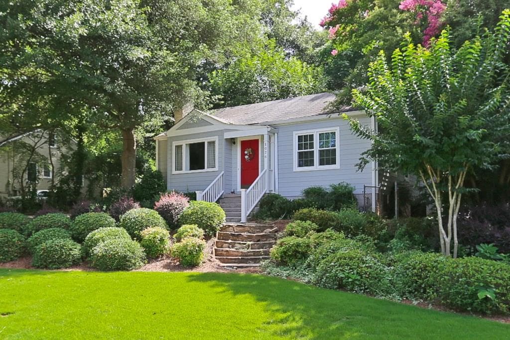 1076 Forrest Boulevard, Decatur, GA 30030 — most recent listing photo