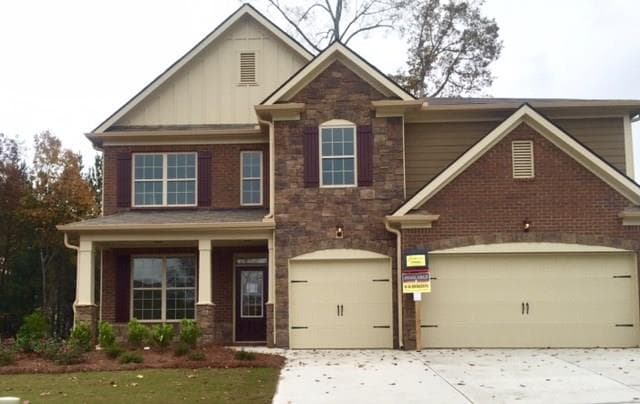 5 bedroom, 3,363 sq ft single family residence sold at 4279 Amberleaf Walk, Lilburn, GA 30047