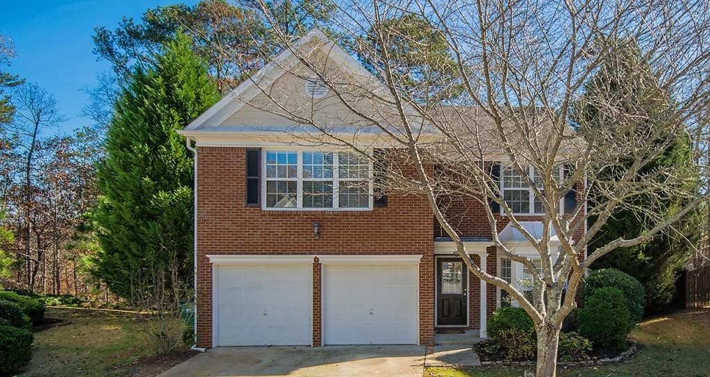 3 bedroom, 1,996 sq ft single family residence sold at 242 Ashland Drive, Woodstock, GA 30189