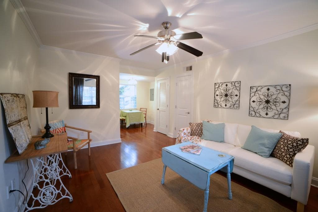 1 bedroom, 759 sq ft condominium sold at 1322 Euclid Avenue 1, Atlanta, GA 30307
