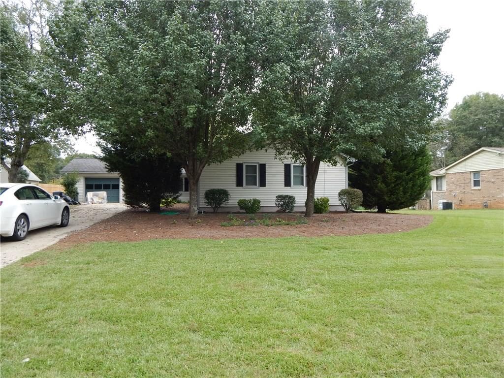 457 W SANDTOWN Road, Marietta, GA 30008 — most recent listing photo