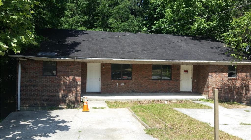 8345 Warren Drive, Douglasville, GA 30134 — most recent listing photo