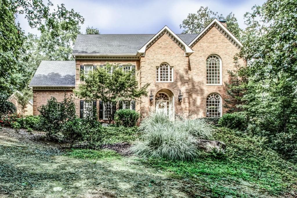 2905 Coles Way, Sandy Springs, GA 30350 — most recent listing photo