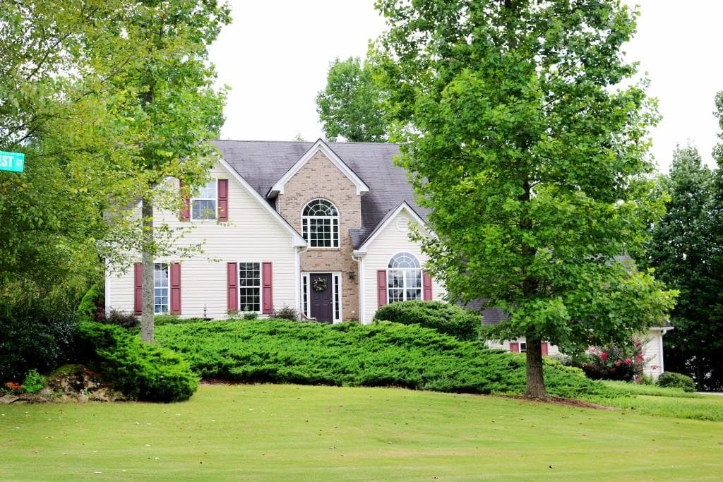 6885 Autumn Hills Drive, Cumming, GA 30028 — most recent listing photo