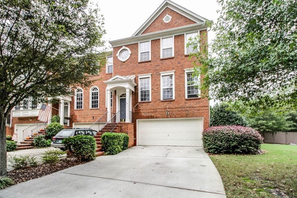 4 bedroom, 2,208 sq ft townhouse sold at 2609 Bridlewood Lane 19, Atlanta, GA 30339